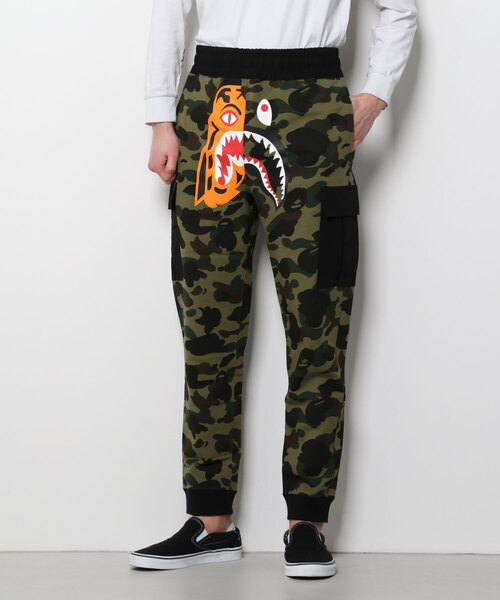 A Bathing Ape 迷彩スウェットパンツ　トラ A BATHING APE アベイシングエイプスウェット ジョガーパンツ