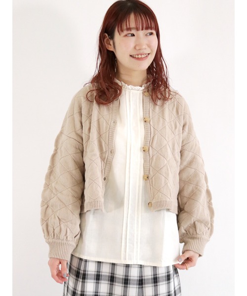 ehka sopo（エヘカソポ）の「キルティングニットカーディガン（カーディガン/ボレロ・レディース・オフホワイト/グリーン/サックスブルー/ベージュ・ﾌﾘ-）」の3枚目の写真