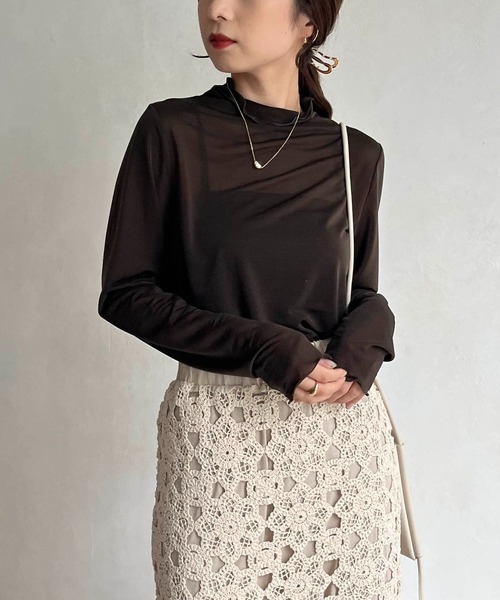 CAPRICIEUX LE'MAGE（カプリシューレマージュ）の「シースルーハイネックTシャツ（Tシャツ/カットソー・レディース・チャコールグレー/ホワイト系その他・FREE）」の3枚目の写真