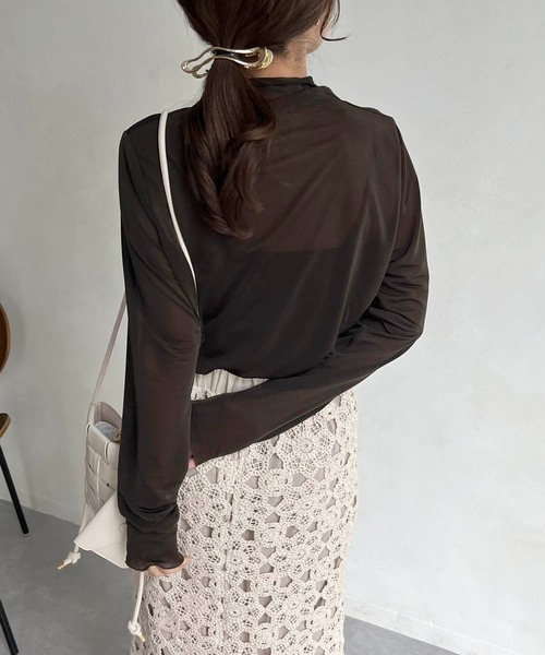 CAPRICIEUX LE'MAGE（カプリシューレマージュ）の「シースルーハイネックTシャツ（Tシャツ/カットソー・レディース・チャコールグレー/ホワイト系その他・FREE）」の6枚目の写真