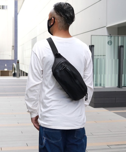 TERG（ターグ）の「TERG/ターグ Lite Hip Pack/ライトヒップパック（ボディバッグ/ウエストポーチ・メンズ・ブラック/グレー/キャメル・FREE）」の4枚目の写真