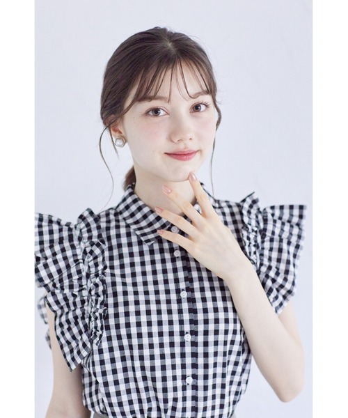 tocco closet（トッコ　クローゼット）の「肩ギャザーフリル付きノースリーブコットンブラウス（シャツ/ブラウス・レディース・ブラック/オフホワイト/ブルー/チェック/ピンク・M/FREE）」の19枚目の写真