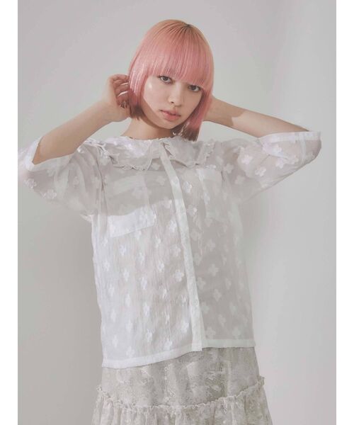 merry jenny（メリージェニー）の「フリルカラーおはなシアーブラウス（シャツ/ブラウス・レディース・ブラック/オフホワイト・FREE）」の5枚目の写真