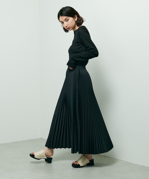 Lui's（ルイス）の「撥水アコーディオンプリーツスカート（スカート・レディース・グリーン/ブラック/イエロー・FREE）」の16枚目の写真