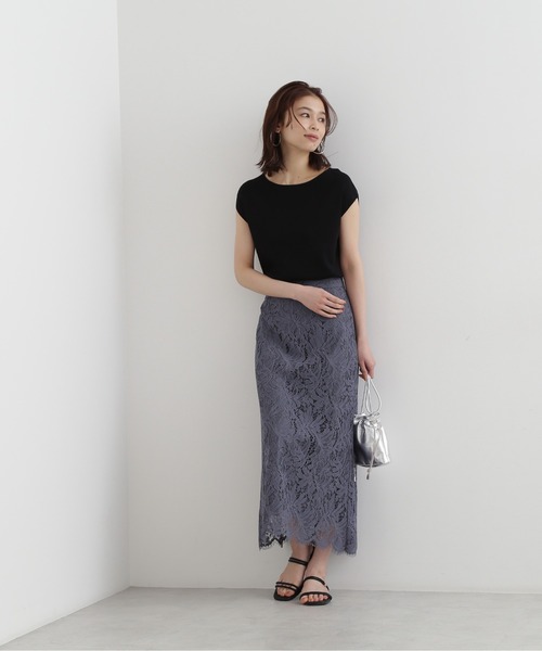 NATURAL BEAUTY BASIC(ナチュラルビューティーベーシック)の「総針ボートネックニット(ニット/セーター・レディース・ブラック/ベージュ/ピンク/オレンジ・MEDIUM)」の8枚目の写真