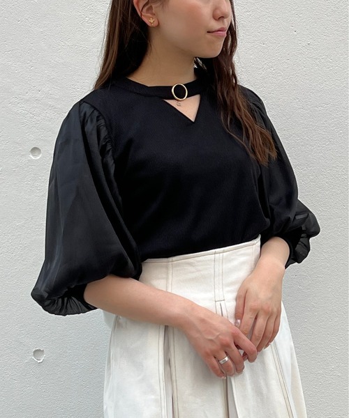TORTE(トルテ)の「トライアングル空きオーガンジー7分袖トップス(Tシャツ/カットソー・レディース・ホワイト/ライトピンク/ブラック/ライトブルー・FREE)」の2枚目の写真