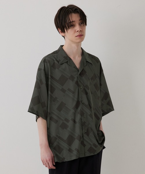 JUNRED（ジュンレッド）の「ジオメトリックオープンカラービッグシャツ（シャツ/ブラウス・メンズ・チャコールグレー/パープル系その他・S/M/L）」の8枚目の写真