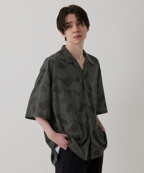 JUNRED（ジュンレッド）の「ジオメトリックオープンカラービッグシャツ（シャツ/ブラウス・メンズ・チャコールグレー/パープル系その他・S/M/L）」の9枚目の写真