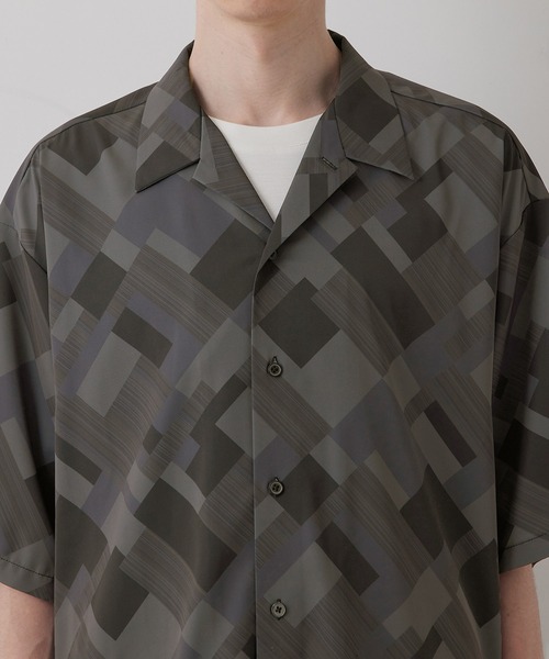 JUNRED（ジュンレッド）の「ジオメトリックオープンカラービッグシャツ（シャツ/ブラウス・メンズ・チャコールグレー/パープル系その他・S/M/L）」の5枚目の写真