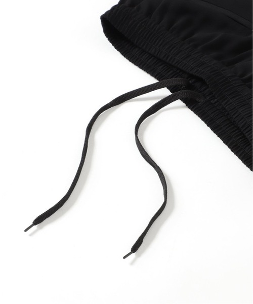 SLOBE IENA（スローブイエナ）の「《追加3》ピンタックセミフレアパンツ（その他パンツ・レディース・ネイビー/ブラック・34/36/38）」の10枚目の写真