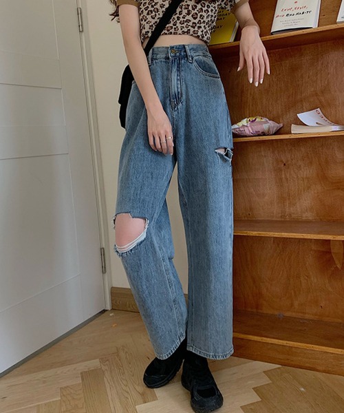 meJane(ミージェーン)の「ルーズボーイズダメージデニムパンツ【ZOZOTOWN限定】(デニムパンツ・レディース・ブルー・S/M/L)」の3枚目の写真