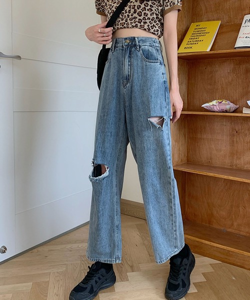 meJane(ミージェーン)の「ルーズボーイズダメージデニムパンツ【ZOZOTOWN限定】(デニムパンツ・レディース・ブルー・S/M/L)」の11枚目の写真