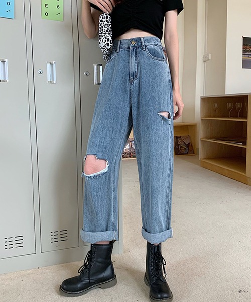 meJane(ミージェーン)の「ルーズボーイズダメージデニムパンツ【ZOZOTOWN限定】(デニムパンツ・レディース・ブルー・S/M/L)」の5枚目の写真