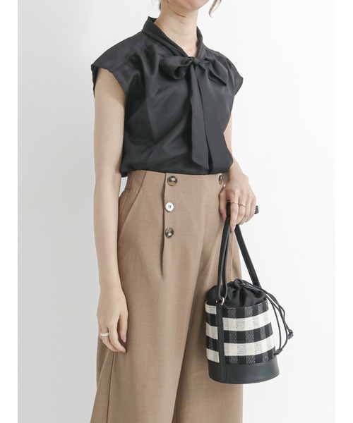 Te chichi TERRASSE（テチチテラス）の「ボウタイブラウス（シャツ/ブラウス・レディース・ブラック/オフホワイト/カーキ・ﾌﾘ-）」の22枚目の写真
