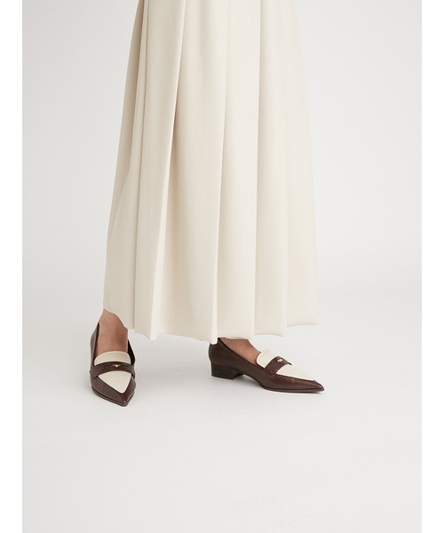 SNIDEL(スナイデル)の「レザープリーツスカート(スカート・レディース・オリーブ/アイボリー/バーガンディー・1/0)」の5枚目の写真