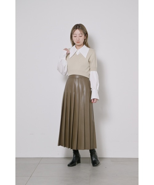 SNIDEL(スナイデル)の「レザープリーツスカート(スカート・レディース・オリーブ/アイボリー/バーガンディー・1/0)」の22枚目の写真