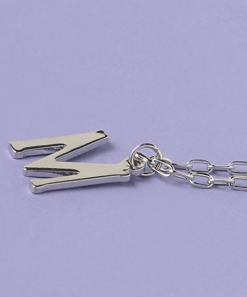 LOVETOXIC（ラブトキシック）の「イニシャルネックレス（ネックレス・キッズ・ラベンダー/ブラウン/オレンジ/サックスブルー/エメラルド/ブラック・FREE）」の16枚目の写真