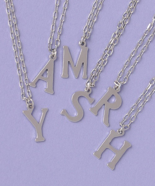 LOVETOXIC（ラブトキシック）の「イニシャルネックレス（ネックレス・キッズ・ラベンダー/ブラウン/オレンジ/サックスブルー/エメラルド/ブラック・FREE）」の13枚目の写真