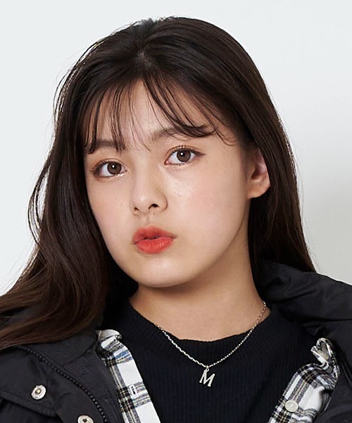 LOVETOXIC（ラブトキシック）の「イニシャルネックレス（ネックレス・キッズ・ラベンダー/ブラウン/オレンジ/サックスブルー/エメラルド/ブラック・FREE）」の17枚目の写真