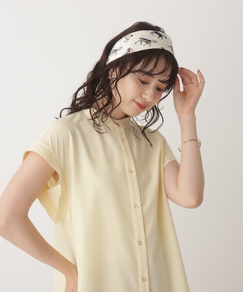 OPAQUE.CLIP（オペークドットクリップ）の「◆レトロスクエアスカーフ【ホース柄】（バンダナ/スカーフ・レディース・ホワイト系2/イエロー系1/ピンク系6・00）」の9枚目の写真