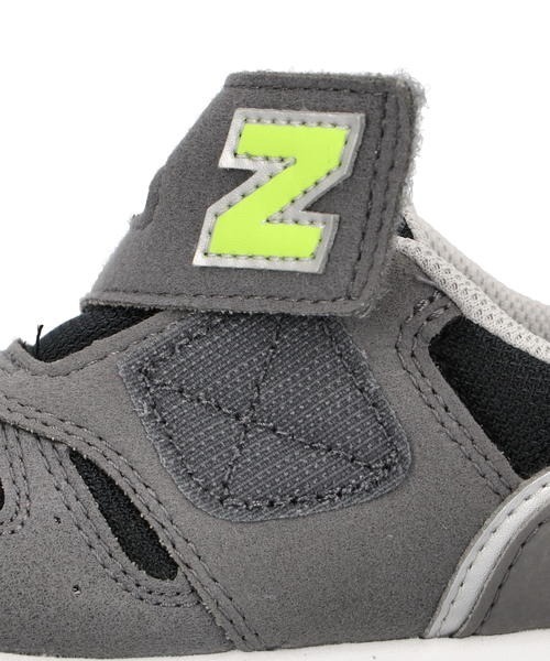 NEW BALANCE（ニューバランス）の「new balance ニューバランス IZ373 ベビーシューズ 512373（スニーカー・キッズ・グレー系その他/ピンク/レッド/サックスブルー/ブルー/ブラック/グレー・12cm/13.5cm/15.0cm/14.0cm/16.5cm/14.5cm/15.5cm/16.0cm/12.5cm/13.0cm）」の22枚目の写真