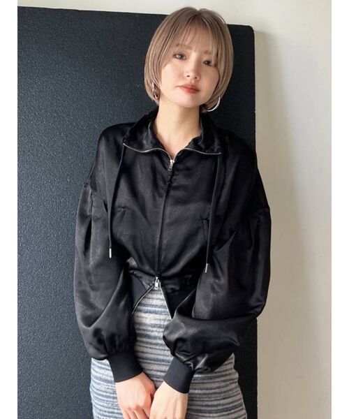 EMODA（エモダ）の「ワイドフープピアス（ピアス（両耳用）・レディース・シルバー/ゴールド・FREE）」の9枚目の写真