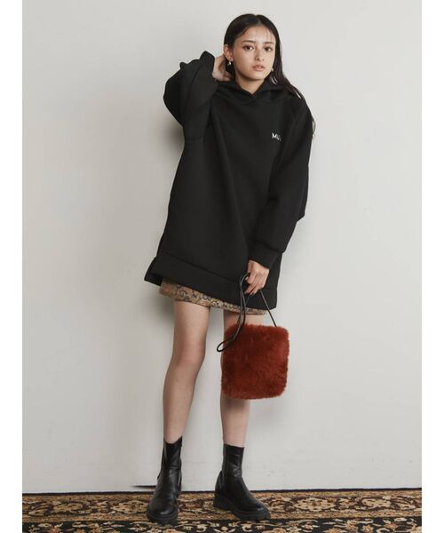 MURUA(ムルーア)の「ロゴチュニックパーカー(パーカー・レディース・アイボリー/ブラック/ネイビー・FREE)」の11枚目の写真