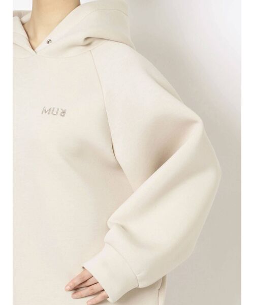 MURUA(ムルーア)の「ロゴチュニックパーカー(パーカー・レディース・アイボリー/ブラック/ネイビー・FREE)」の22枚目の写真