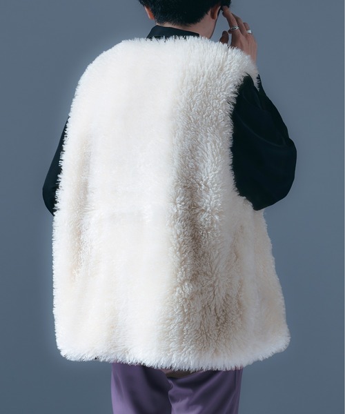 Ellno Loset（エルノロゼット）の「プードルファーベスト（ベスト・メンズ・ブラック/グレー/アイボリー・MEDIUM/LARGE）」の7枚目の写真