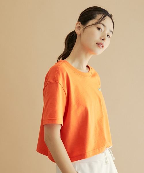 NIKE（ナイキ）の「【NIKE】ナイキ スポーツウェア ショートスリーブ クロップ トップ ウィメンズ（Tシャツ/カットソー・レディース・ホワイト系その他7/レッド/ミント・L/M/S）」の10枚目の写真