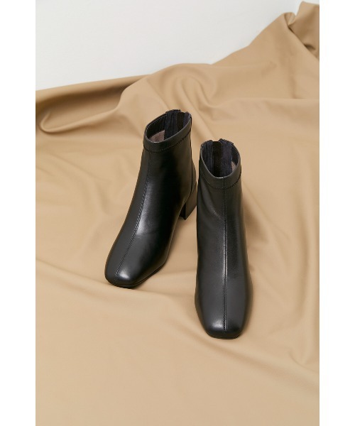 STACCATO（スタッカート）の「インボアパールソフトブーツ（ブーツ・レディース・ホワイト/ブラック・22.5cm/24cm/23cm/24.5cm/23.5cm）」の4枚目の写真