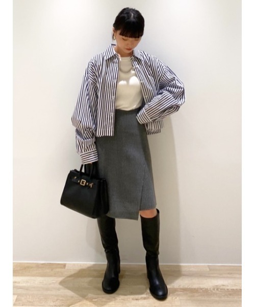 Mila Owen（ミラオーウェン）の「バックストレッチロングブーツ