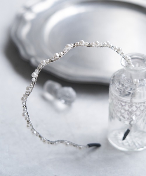 ROPE' PICNIC(ロペピクニック)の「パールウェーブメタルカチューシャ(カチューシャ・レディース・ゴールド/シルバー・FREE)」の2枚目の写真