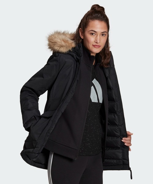 adidas（アディダス）の「ユーティリタス フード付きパーカー / アディダス（マウンテンパーカー・レディース・ブラック・SMALL/MEDIUM/X-LARGE/LARGE/XX-LARGE）」の5枚目の写真