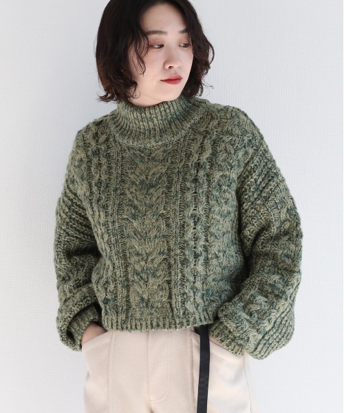 cepo（セポ）の「ミックスカラー ケーブルハイネックニット（ニット/セーター・レディース・ブルー/グリーン/チャコール・FREE）」の22枚目の写真