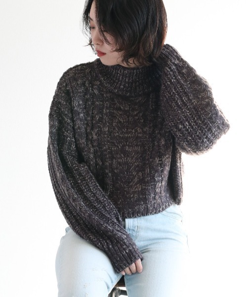 cepo（セポ）の「ミックスカラー ケーブルハイネックニット（ニット/セーター・レディース・ブルー/グリーン/チャコール・FREE）」の6枚目の写真