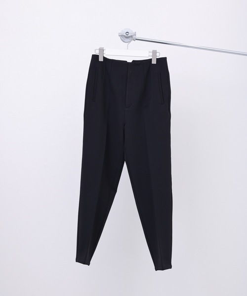 ap retro(アプレトロ)の「タックテーパードパンツ(その他パンツ・レディース・ブラック/ブラウン/アイボリー/グレイッシュベージュ/グレイッシュブルー・MEDIUM)」の18枚目の写真