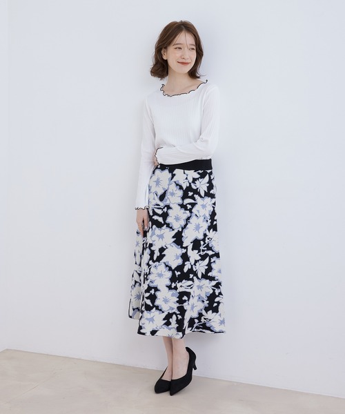 Jayro(ジャイロ)の「花柄ジャガードスカート(スカート・レディース・ブラック/ネイビー/ブルー・M)」の11枚目の写真