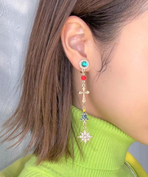 Three Four Time（ｽﾘｰﾌｫｰﾀｲﾑ）の「Christmasチャームイヤリング（イヤリング・レディース・その他・FREE）」の3枚目の写真