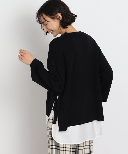 SHOO・LA・RUE（シューラルー）の「◆【洗える】サイドリボンが決め手！一枚でキマるレイヤード風（ニット/セーター・レディース・グリーン/ブラック/オフホワイト・00）」の5枚目の写真