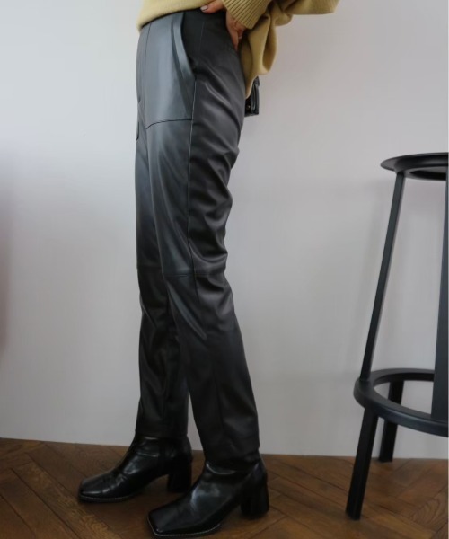TRUNC（トランクエイティーエイト）の「Eco leather Slim Pants（その他パンツ・レディース・ブラック/ライトグリーン・FREE）」の11枚目の写真