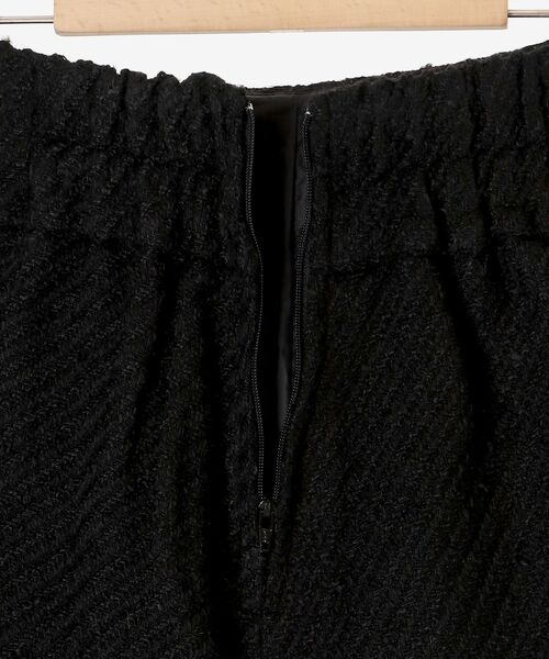 MAJESTIC LEGON（マジェスティックレゴン）の「ツイードラップショートパンツ（その他パンツ・レディース・ブラック/アイボリー・MEDIUM）」の6枚目の写真