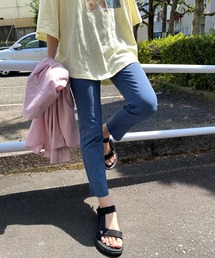 アンクル丈スリムパンツ