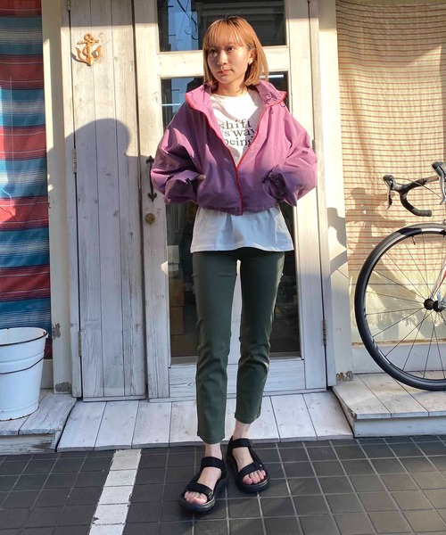 NANEA(ナネア)の「アンクル丈スリムパンツ(その他パンツ・レディース・グレイッシュブルー/カーキ/ブラック/ホワイト・X-SMALL/SMALL/LARGE/MEDIUM)」の9枚目の写真