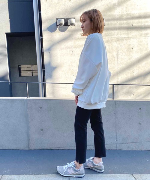 NANEA(ナネア)の「アンクル丈スリムパンツ(その他パンツ・レディース・グレイッシュブルー/カーキ/ブラック/ホワイト・X-SMALL/SMALL/LARGE/MEDIUM)」の8枚目の写真