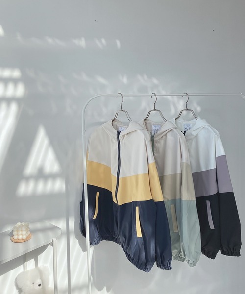 AS KNOW AS plus(アズノゥアズプラス)の「○配色切り替え マウンテンパーカー(マウンテンパーカー・レディース・ブラック系/グリーン系/ネイビー系・FREE)」の6枚目の写真