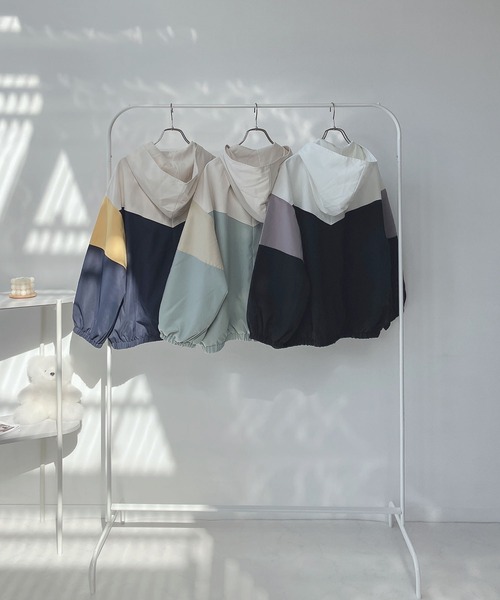 AS KNOW AS plus(アズノゥアズプラス)の「○配色切り替え マウンテンパーカー(マウンテンパーカー・レディース・ブラック系/グリーン系/ネイビー系・FREE)」の8枚目の写真