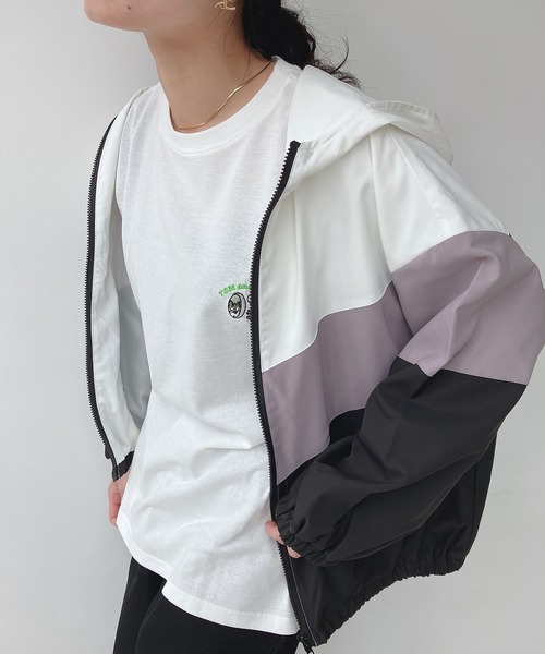 AS KNOW AS plus(アズノゥアズプラス)の「○配色切り替え マウンテンパーカー(マウンテンパーカー・レディース・ブラック系/グリーン系/ネイビー系・FREE)」の21枚目の写真