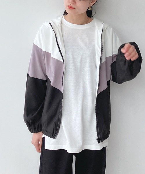 AS KNOW AS plus(アズノゥアズプラス)の「○配色切り替え マウンテンパーカー(マウンテンパーカー・レディース・ブラック系/グリーン系/ネイビー系・FREE)」の22枚目の写真