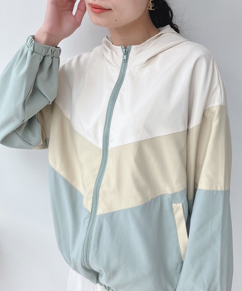 AS KNOW AS plus(アズノゥアズプラス)の「○配色切り替え マウンテンパーカー(マウンテンパーカー・レディース・ブラック系/グリーン系/ネイビー系・FREE)」の14枚目の写真